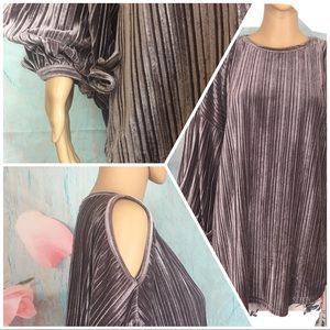 Easel Los Angeles Long Sleeve Camisole Size M